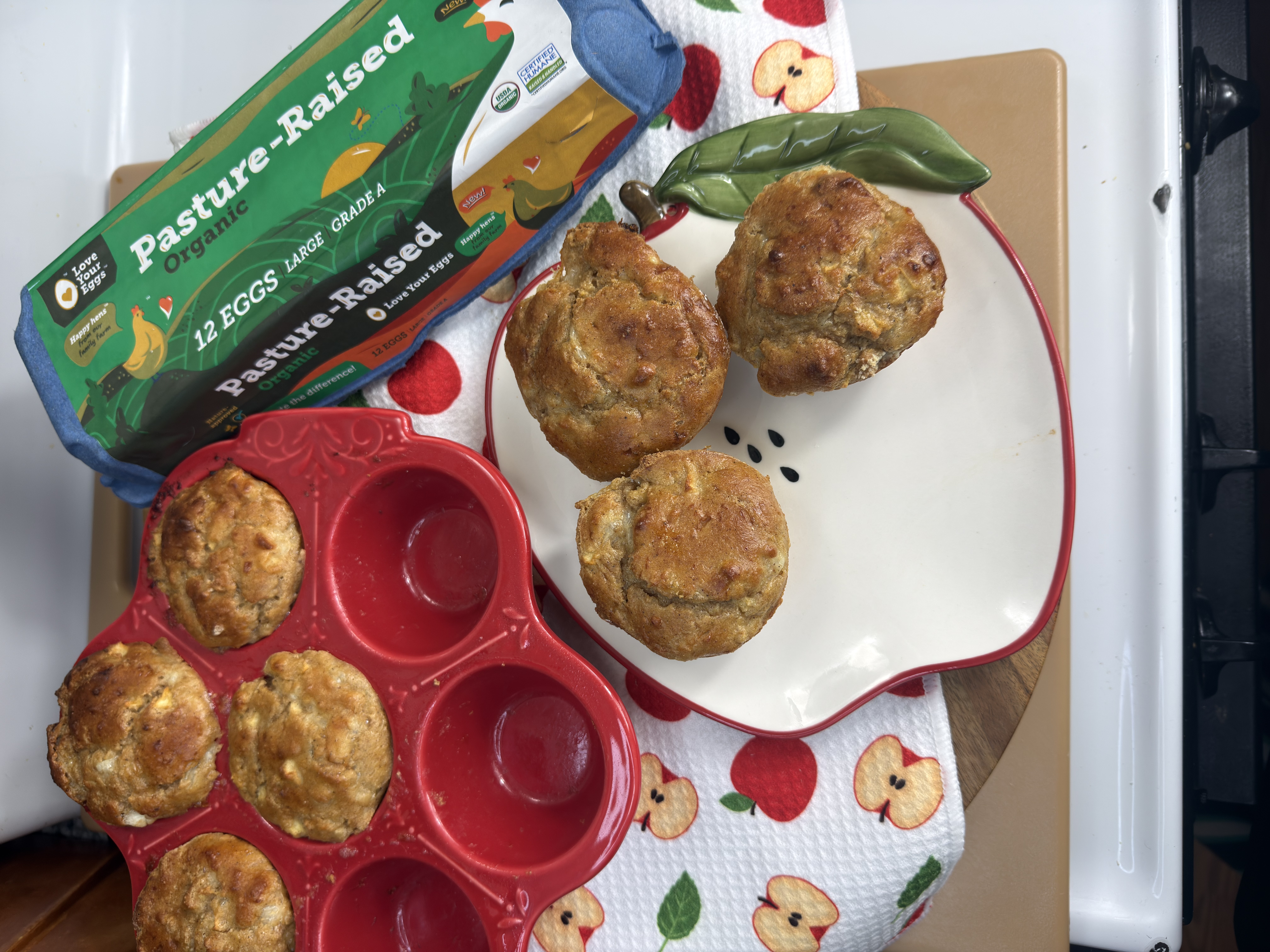 Apple Cinnamon Muffins 🍎🥚
